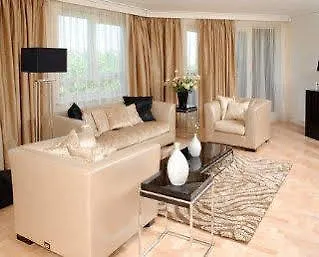 Royal Penthouse דירה